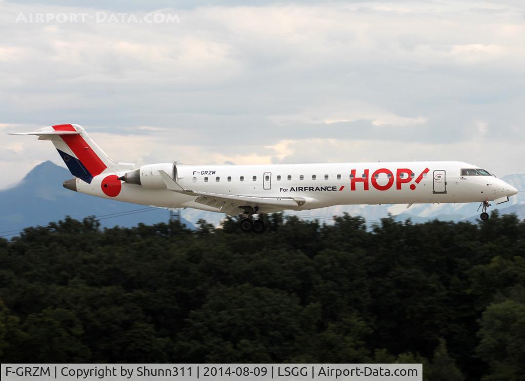 F-GRZM, Canadair CRJ-700 (CL-600-2C10) Regional Jet C/N 10263, Landing rwy 23