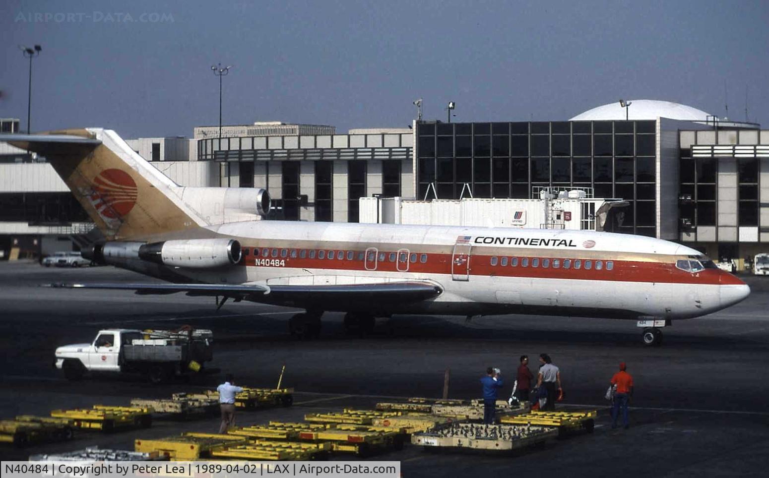 N40484, Boeing 727-22 C/N 18791, Boeing 727 N40484 at Los Angeles Airport in 1989