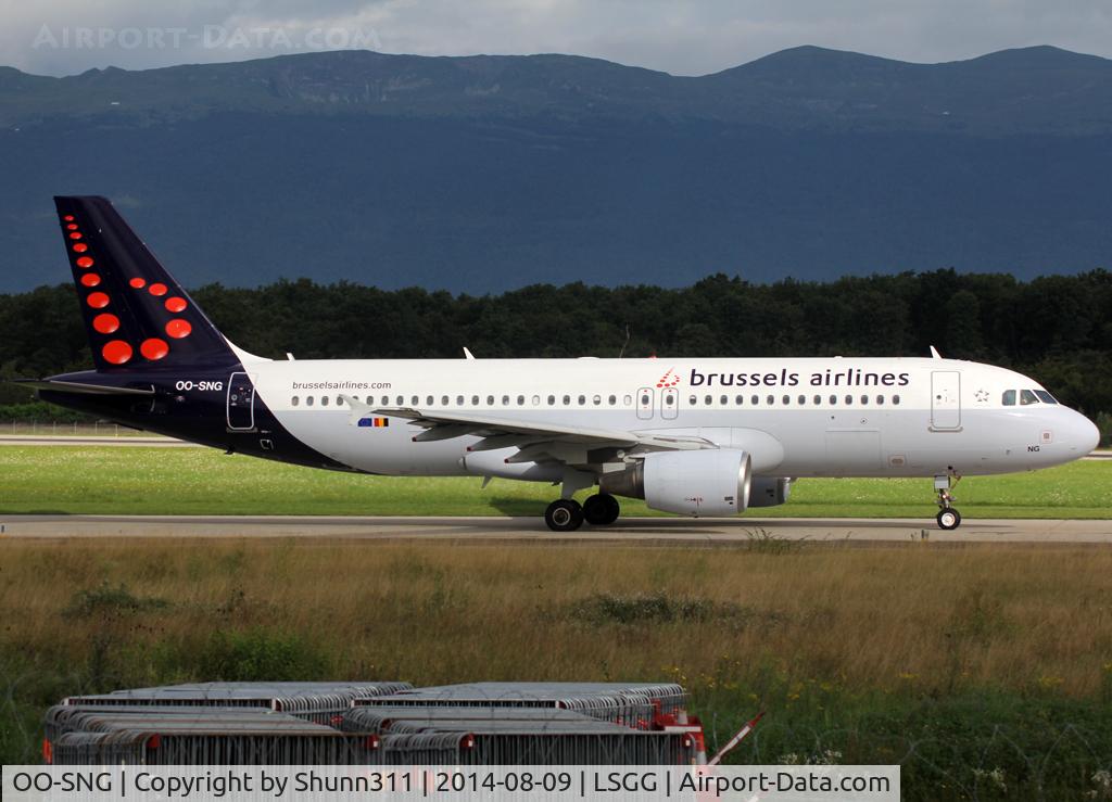 OO-SNG, 2002 Airbus A320-214 C/N 1885, Taxiing holding point rwy 23 for departure...