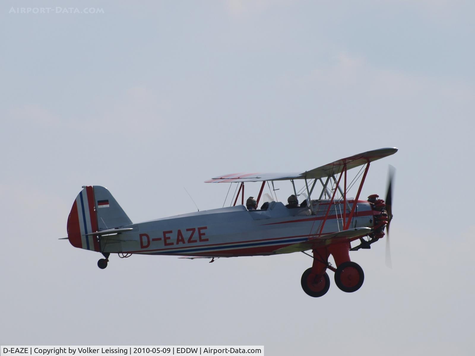 D-EAZE, 1932 Focke-Wulf Fw-44J Stieglitz C/N 2779, fly pass