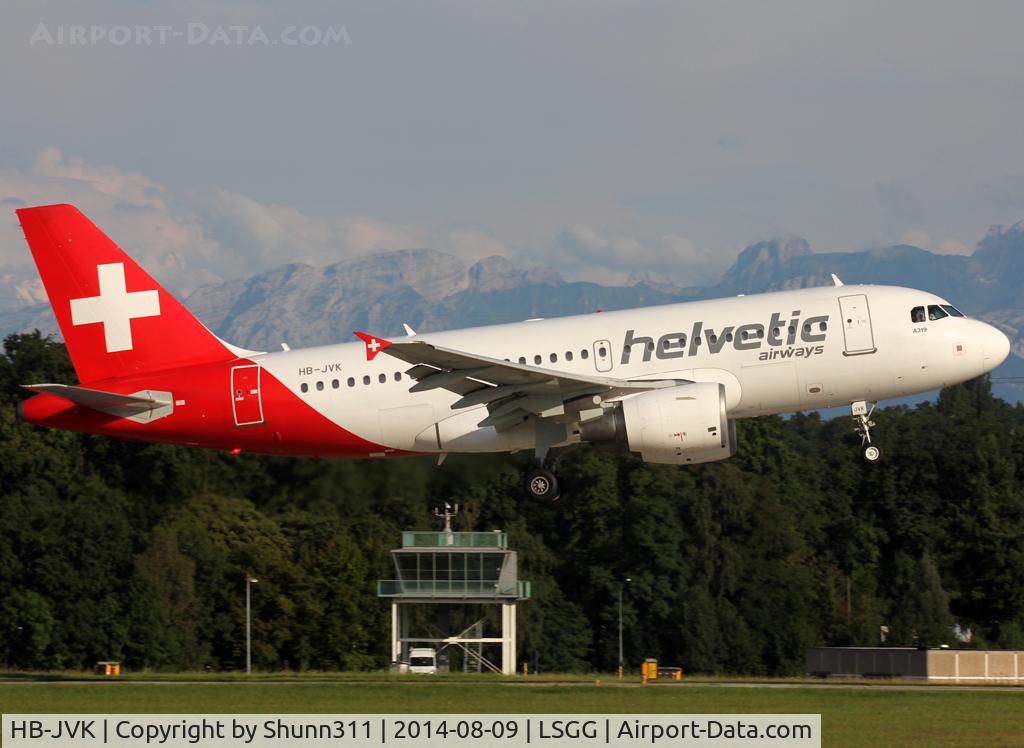 HB-JVK, 2003 Airbus A319-112 C/N 1886, Landing rwy 23