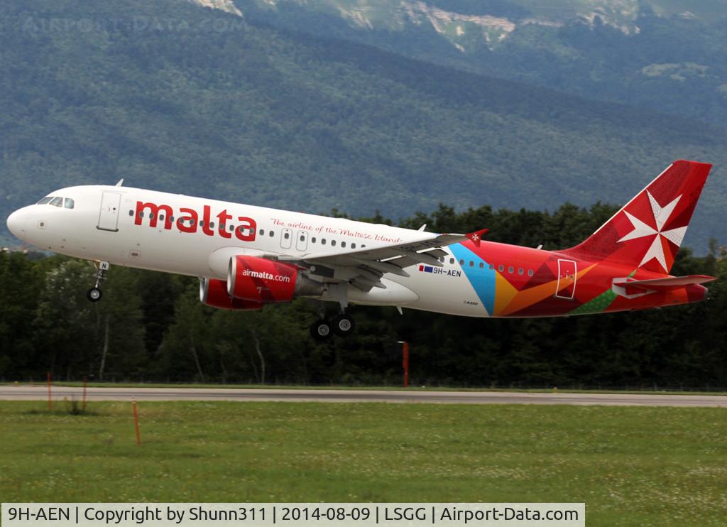 9H-AEN, 2005 Airbus A320-214 C/N 2665, Landing rwy 23