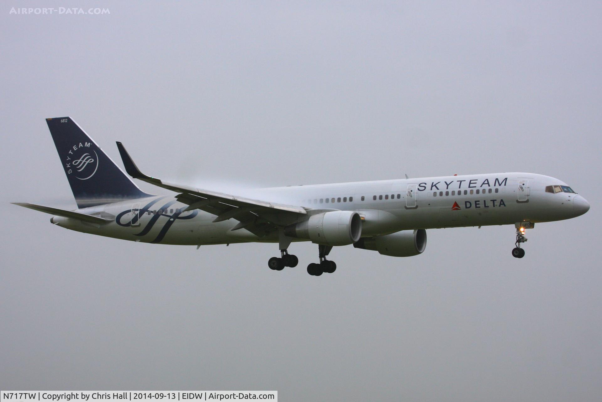 N717TW, 1999 Boeing 757-231 C/N 28485, Delta Airlines