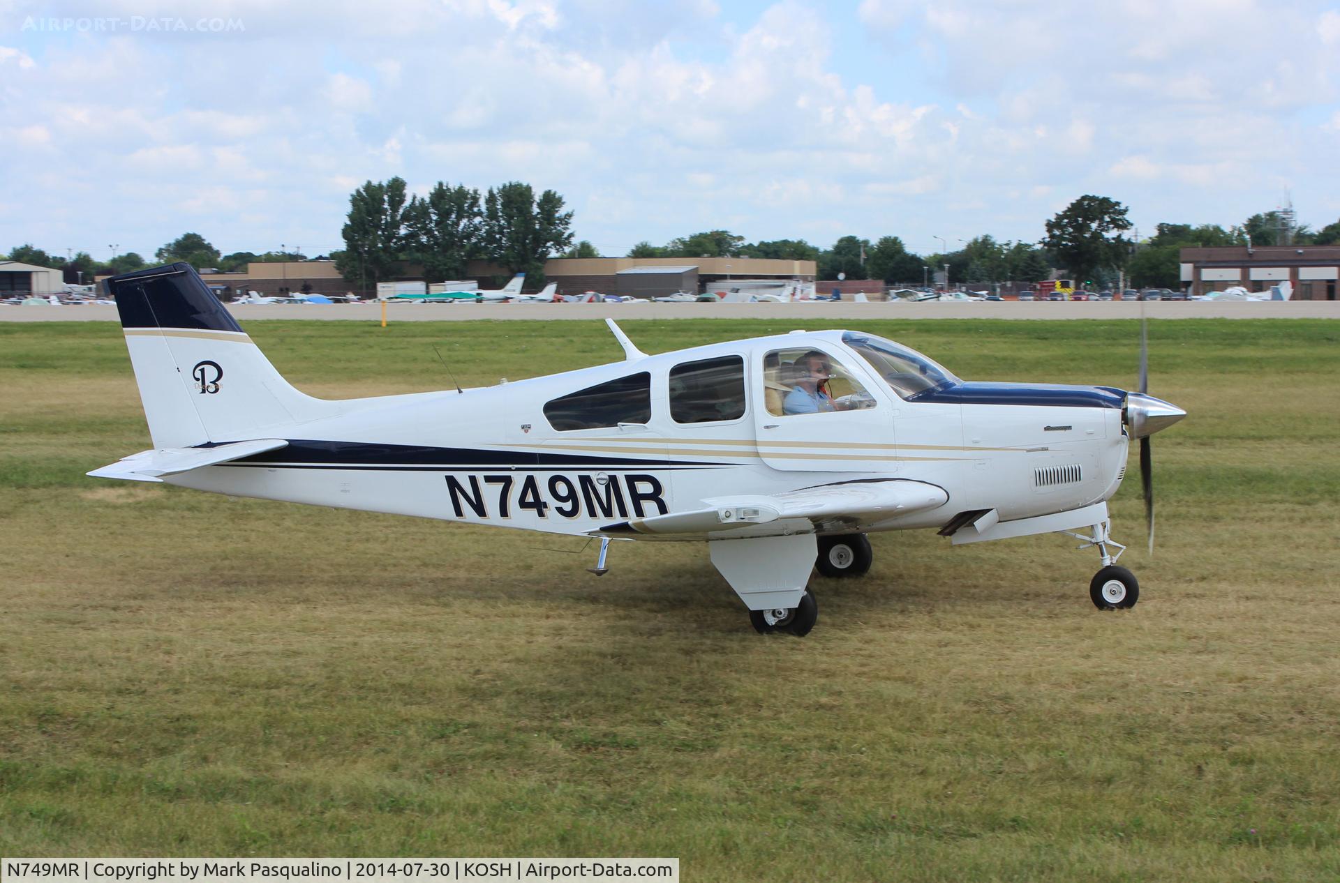 N749MR, 1979 Beech F33A Bonanza C/N CE859, Beech F33A