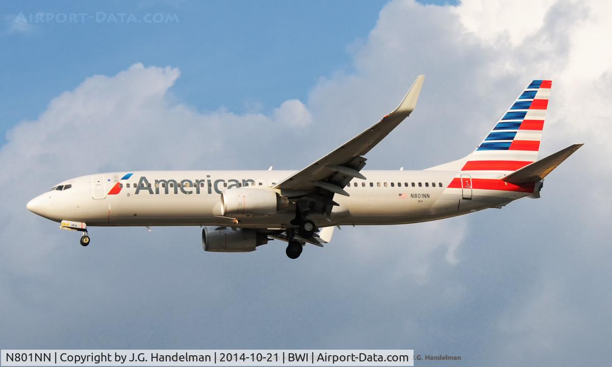 N801NN, 2009 Boeing 737-823 C/N 29565, On final to 28.