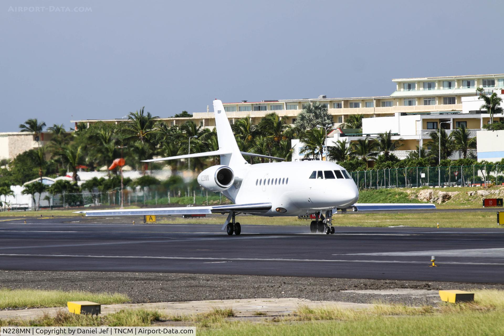 N228MN, 2002 Dassault Falcon 2000 C/N 184, N228MN