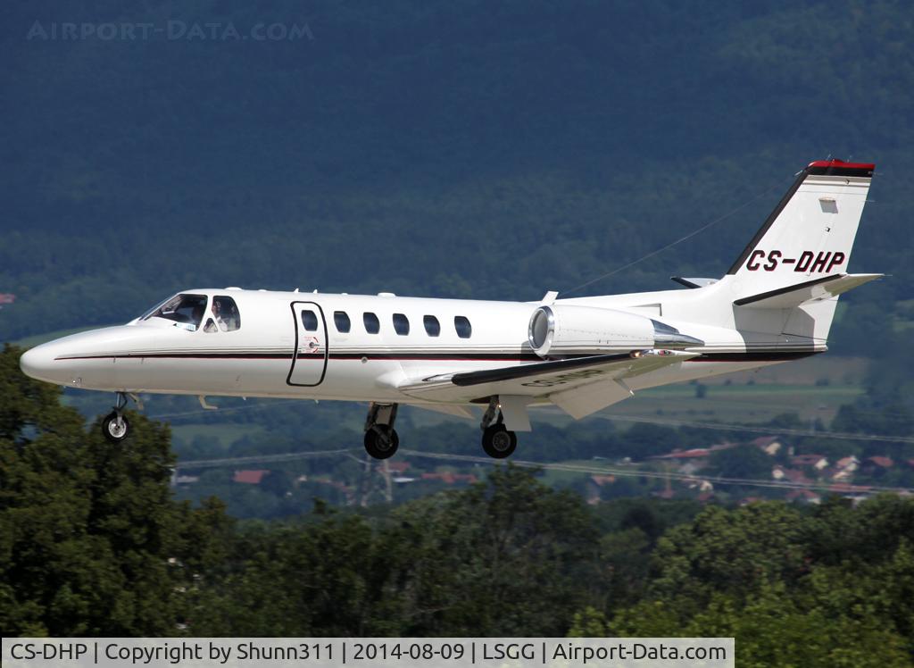 CS-DHP, Cessna 550B Citation Bravo C/N 550-1104, Landing rwy 23