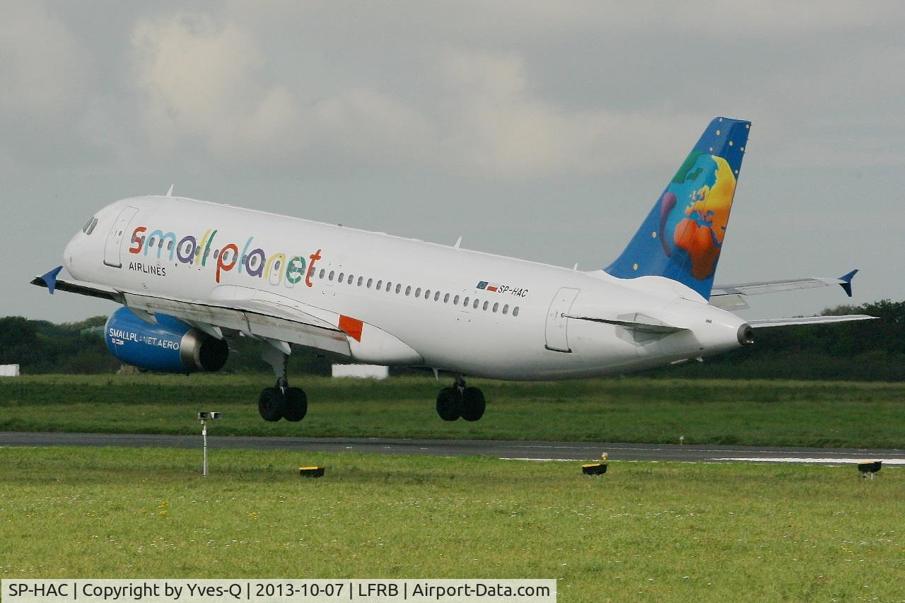 SP-HAC, 1997 Airbus A320-233 C/N 739, Airbus A320-233, Landing rwy 25L, Brest-Bretagne airport (LFRB-BES)