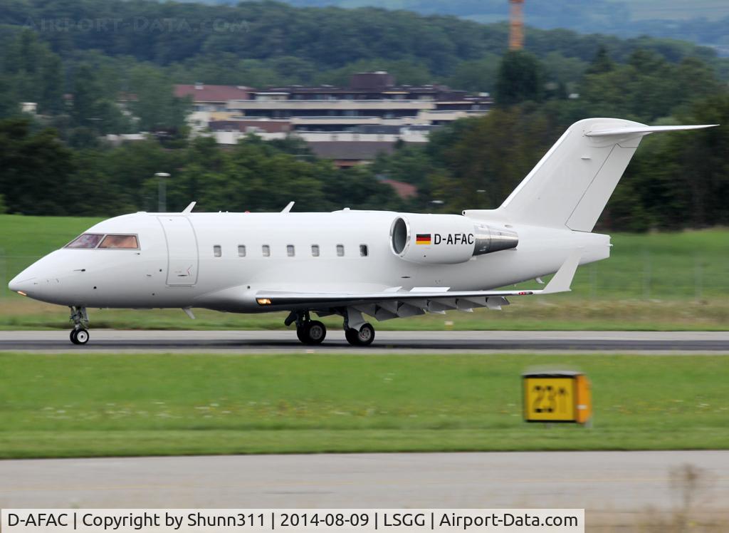 D-AFAC, 1999 Bombardier Challenger 604 (CL-600-2B16) C/N 5416, Landing rwy 23