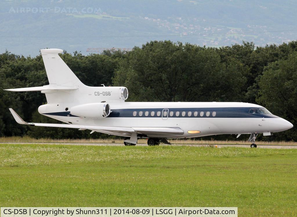 CS-DSB, 2008 Dassault Falcon 7X C/N 43, Ready for take off rwy 23
