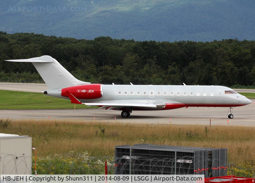 HB-JEH, Bombardier BD-700-1A10 Global Express C/N 9523, Taxiing holding point rwy 23 for departure...