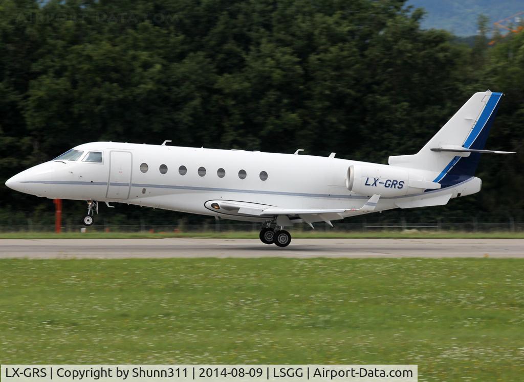 LX-GRS, 2004 Gulfstream Aerospace G200 C/N 103, Landing rwy 23