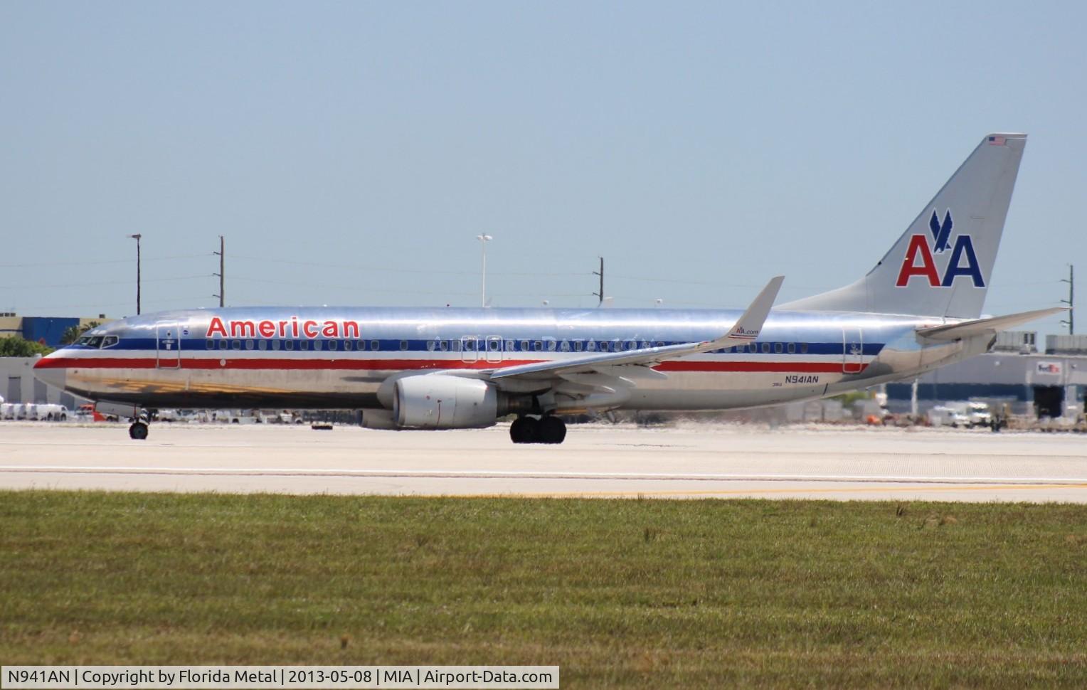 N941AN, 2000 Boeing 737-823 C/N 29534, American