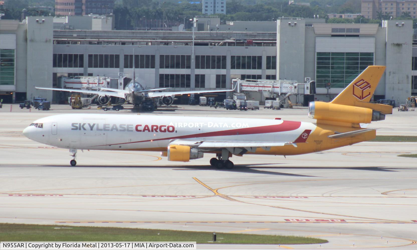 N955AR, 1992 McDonnell Douglas MD-11F C/N 48496, Skylease Cargo