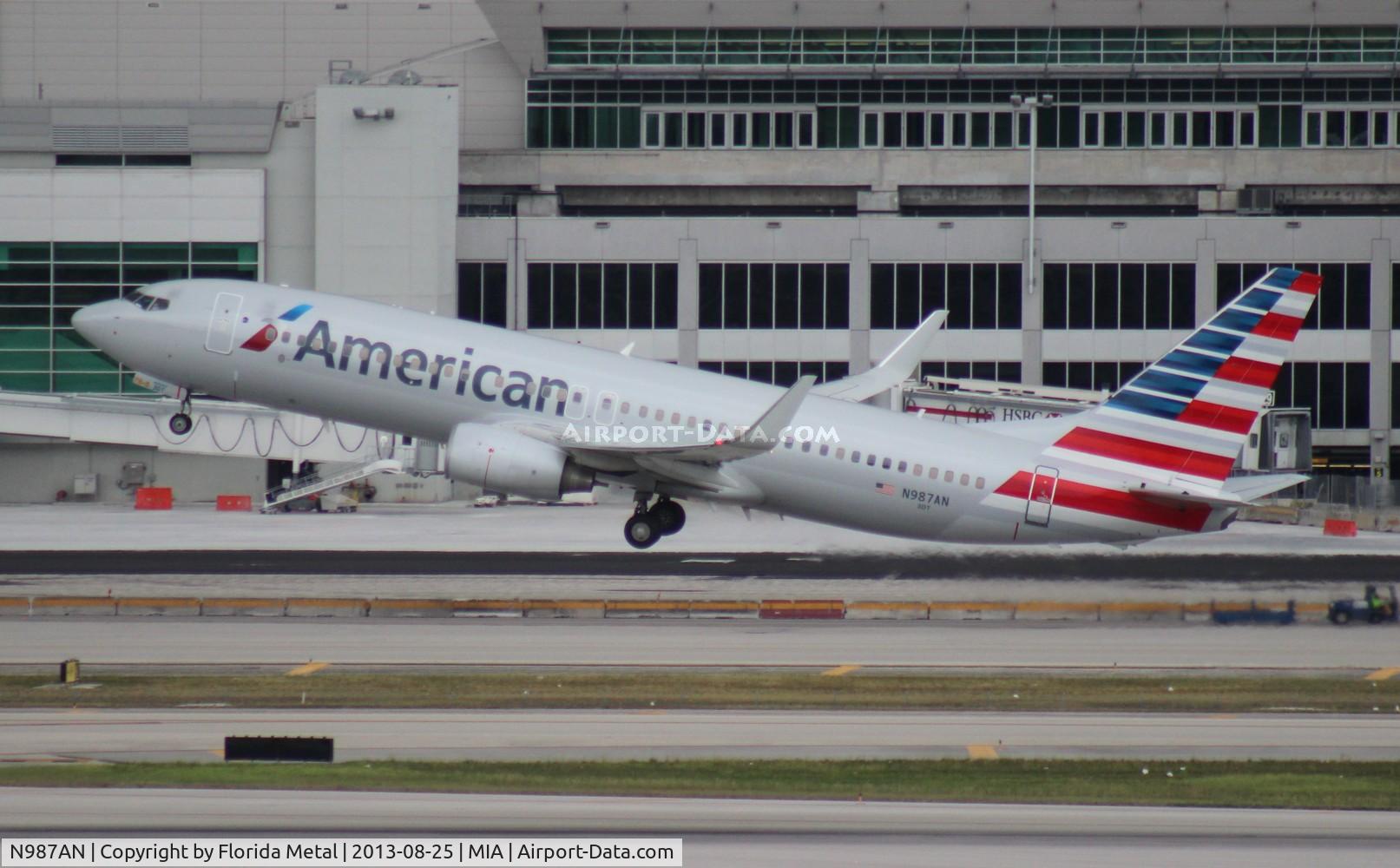 N987AN, 2009 Boeing 737-823 C/N 31069, American