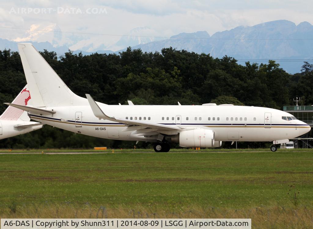 A6-DAS, 2000 Boeing 737-7Z5 BBJ C/N 29858, Ready for take off rwy 23