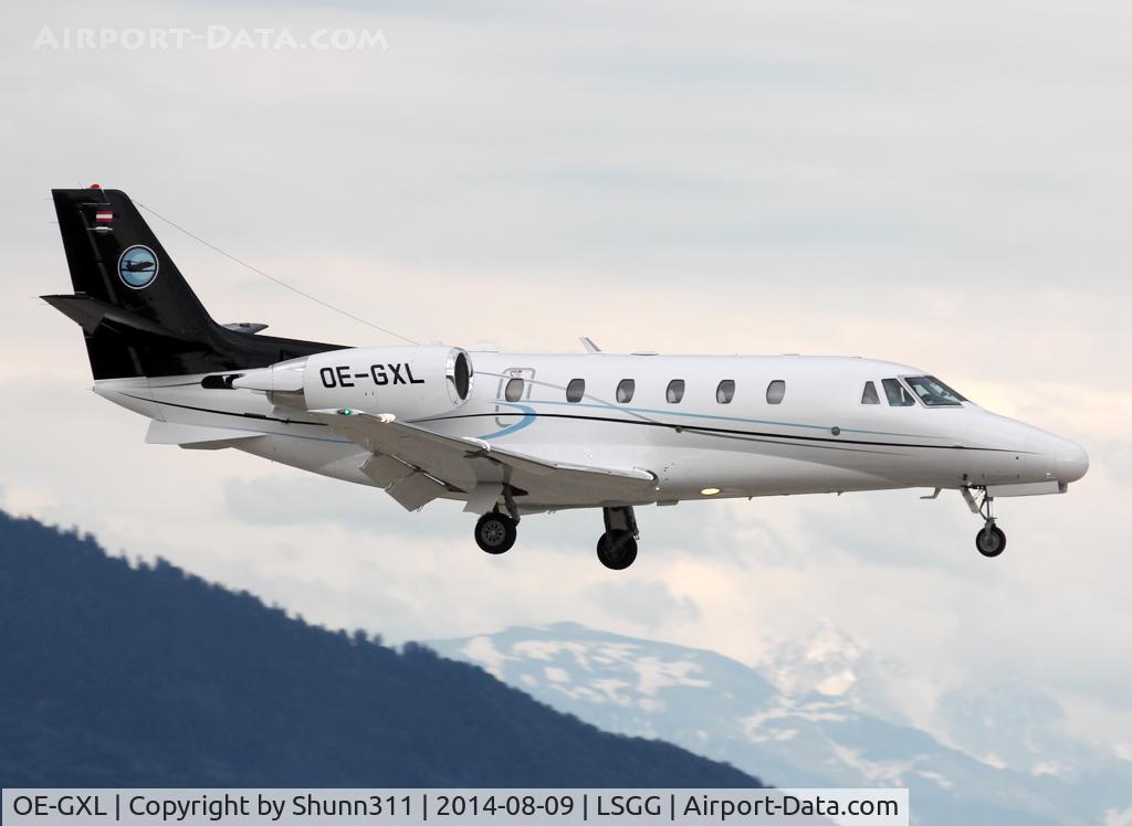 OE-GXL, 2001 Cessna 560XL Citation Excel C/N 560-5154, Landing rwy 23