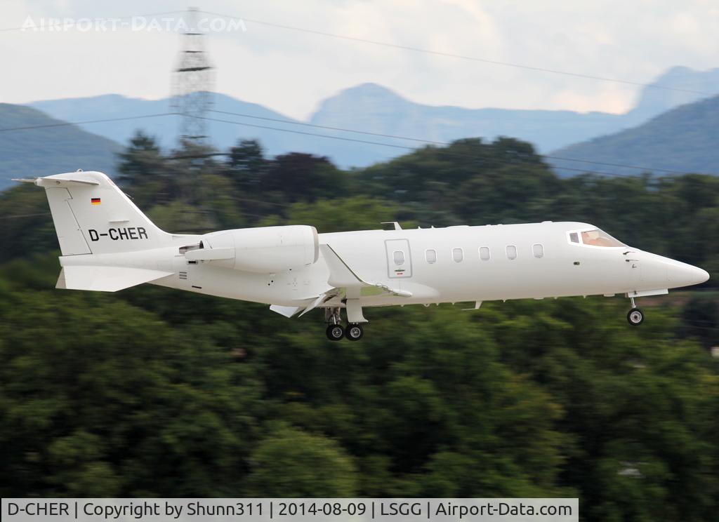 D-CHER, 1999 Learjet 60 C/N 60-148, Landing rwy 23