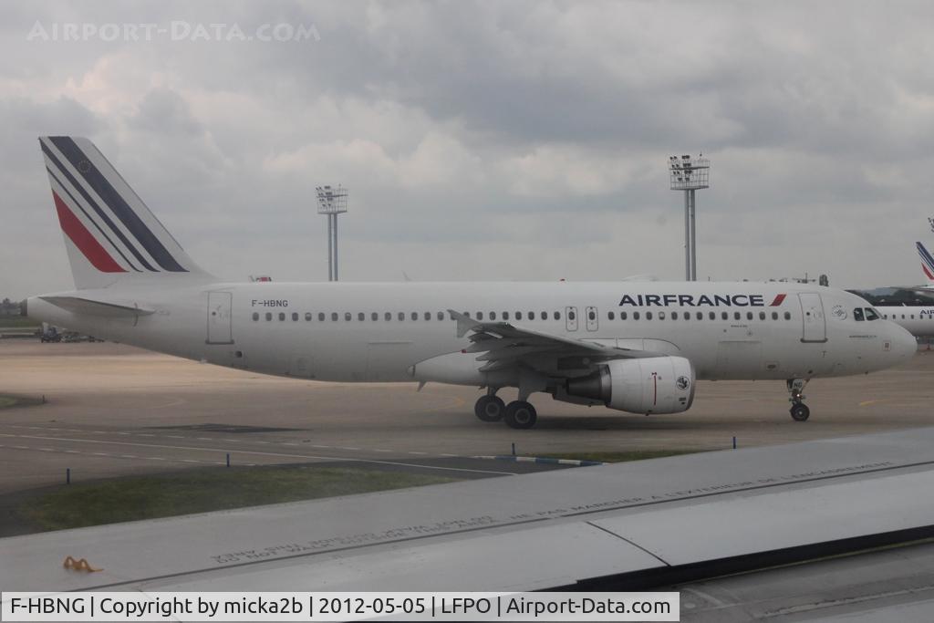 F-HBNG, 2011 Airbus A320-214 C/N 4747, Taxiing