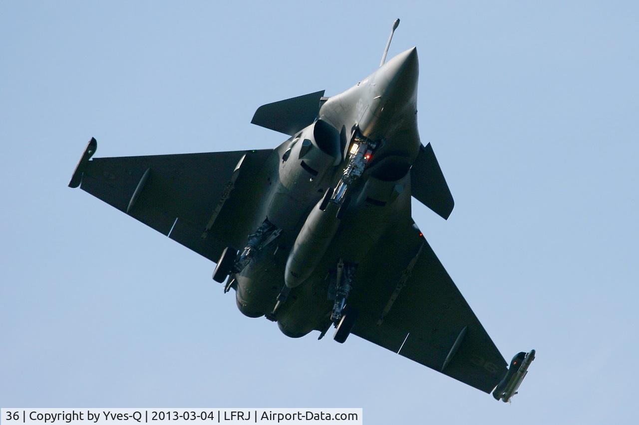 36, Dassault Rafale M C/N 36, French Naval Aviation Dassault Rafale M, Short approach Rwy 08, Landivisiau Naval Air Base (LFRJ)