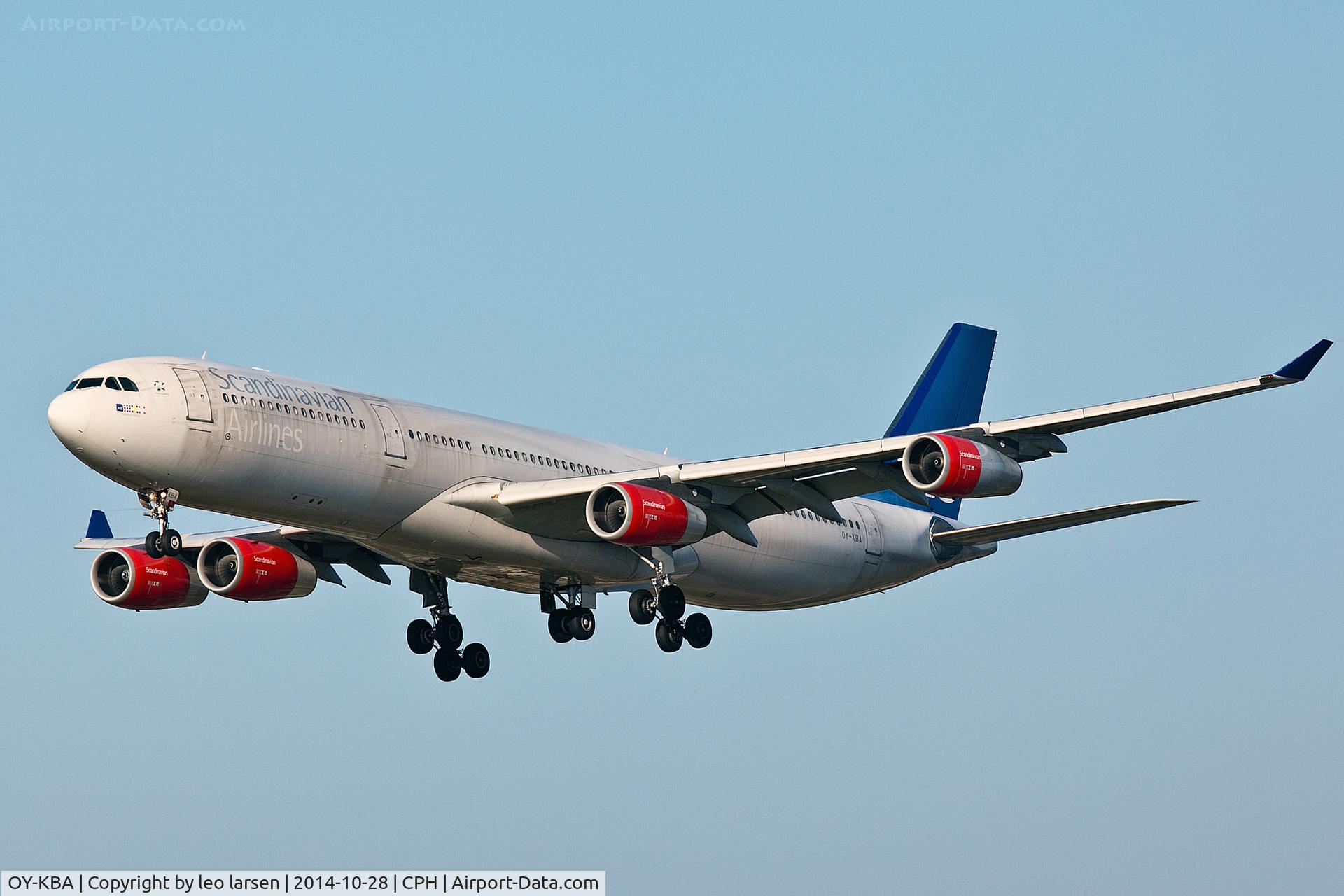 OY-KBA, 2001 Airbus A340-313X C/N 435, Copenhagen 28.10.14
