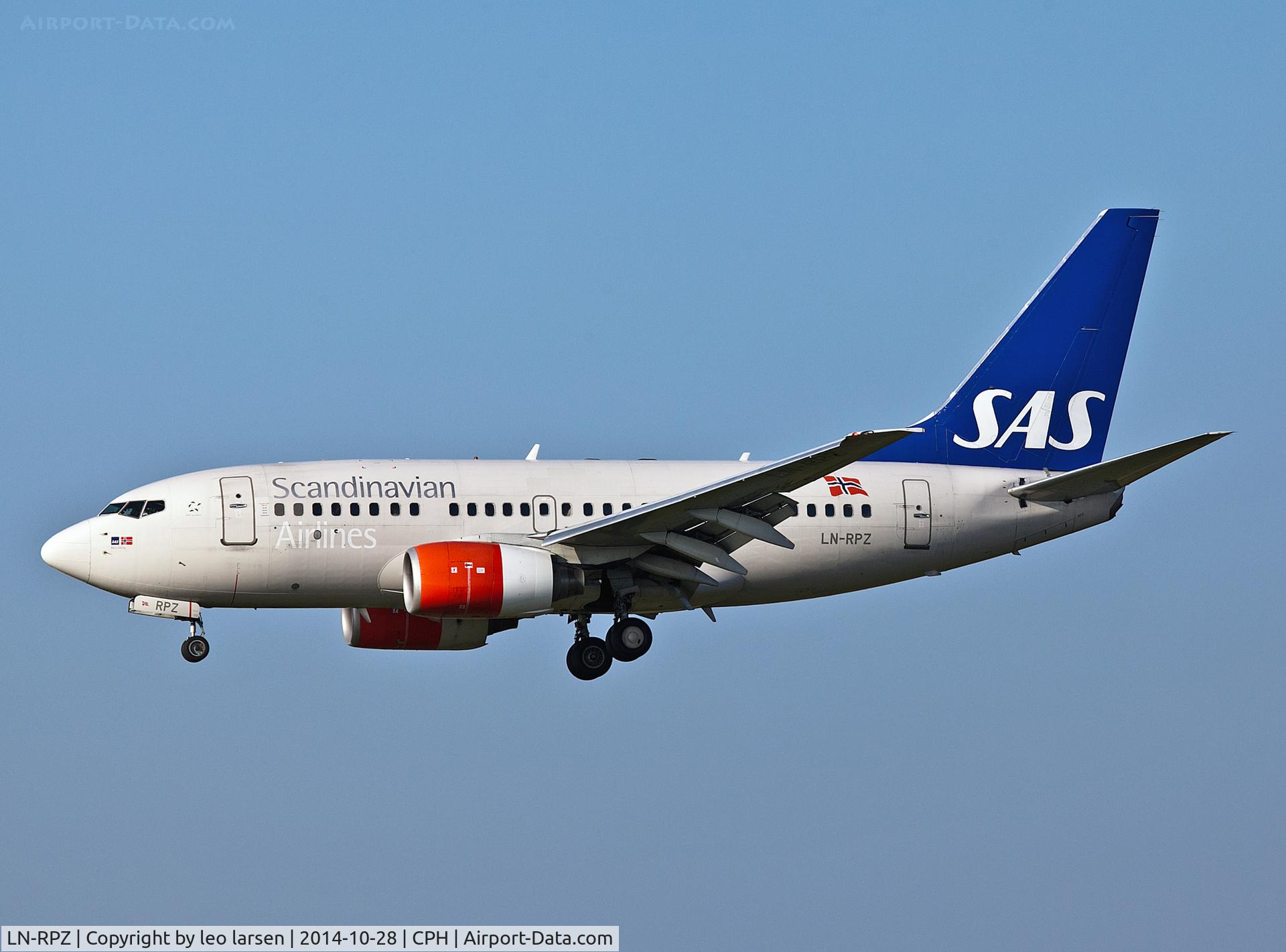 LN-RPZ, 1998 Boeing 737-683 C/N 28293, Copenhagen 28.10.14