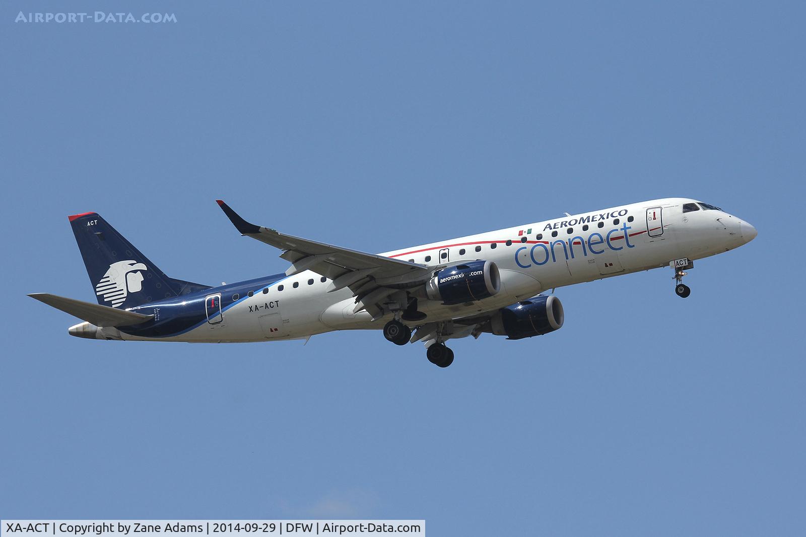 XA-ACT, 2012 Embraer 190LR (ERJ-190-100LR) C/N 19000557, Landing at DFW Ariport