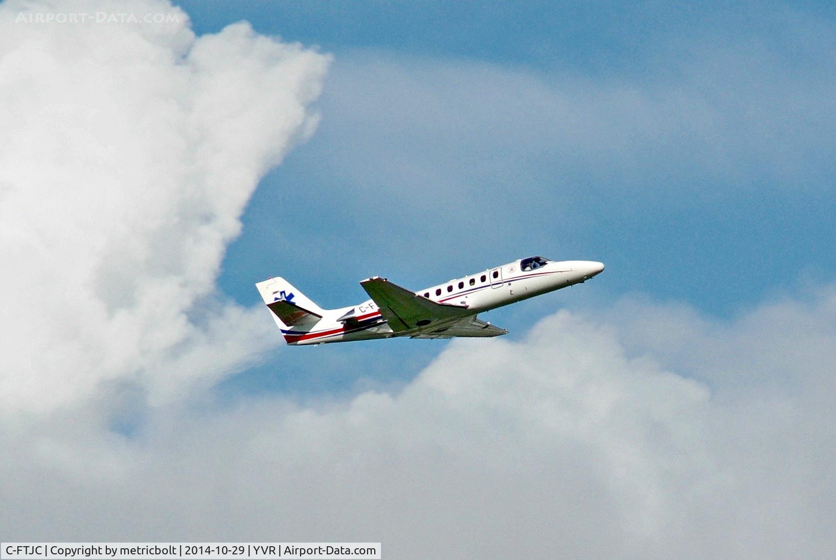 C-FTJC, 2000 Cessna 560 Citation Encore C/N 560-0544, Departure from YVR