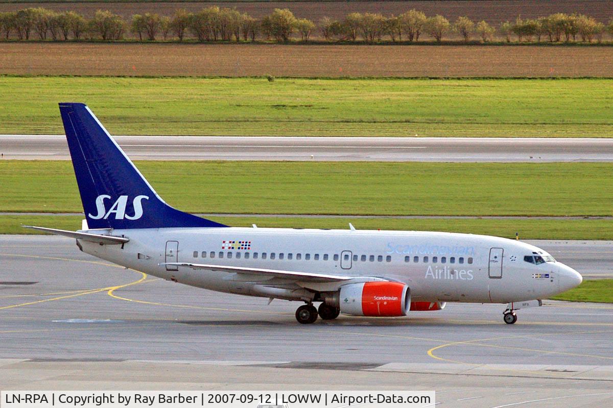 LN-RPA, 1998 Boeing 737-683 C/N 28290, Boeing 737-683 [28290] (SAS Scandinavian Airlines) Vienna-Schwechat~OE 12/09/2007