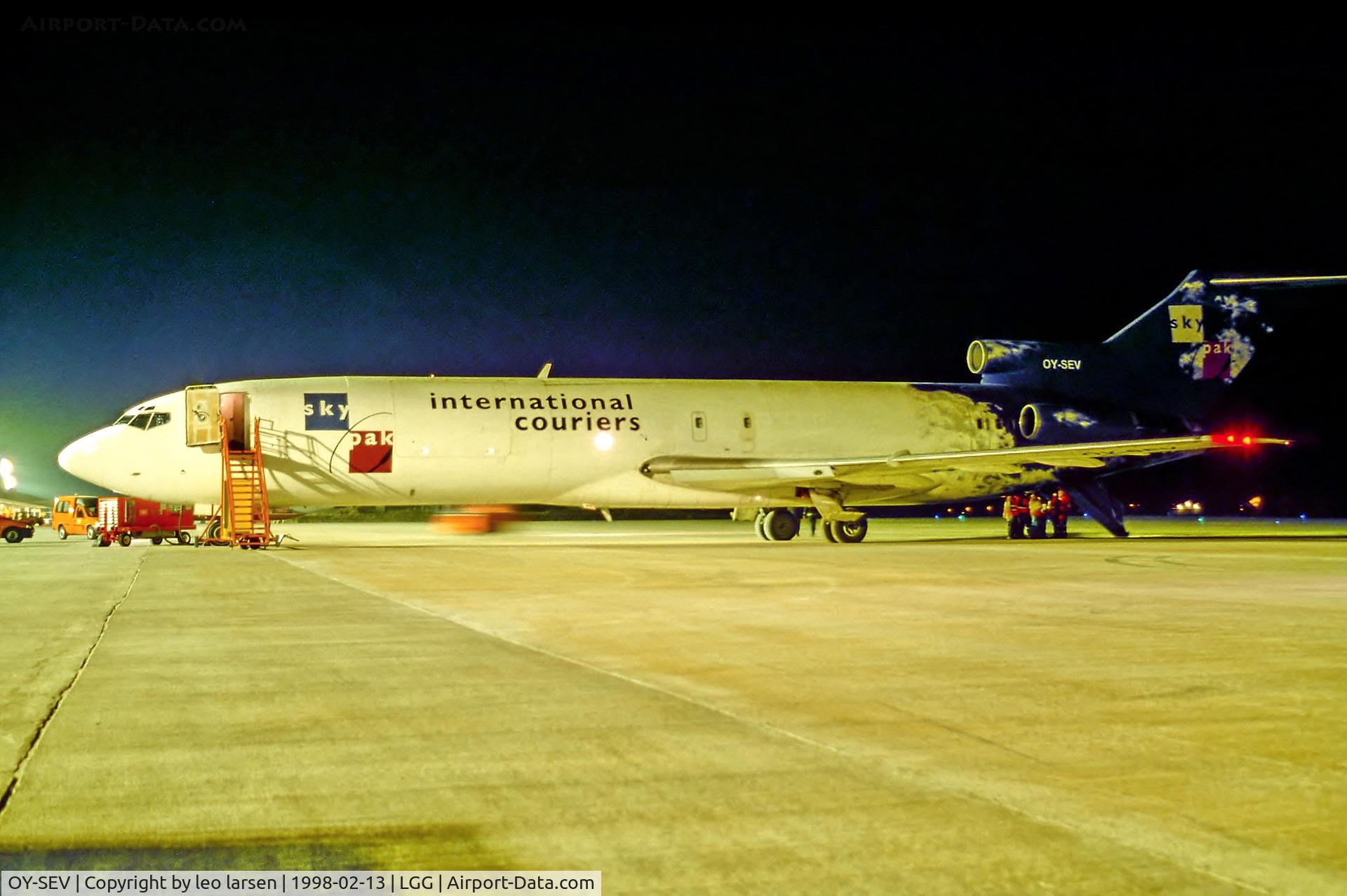 OY-SEV, 1972 Boeing 727-281F C/N 20571, Liege  13.2.98