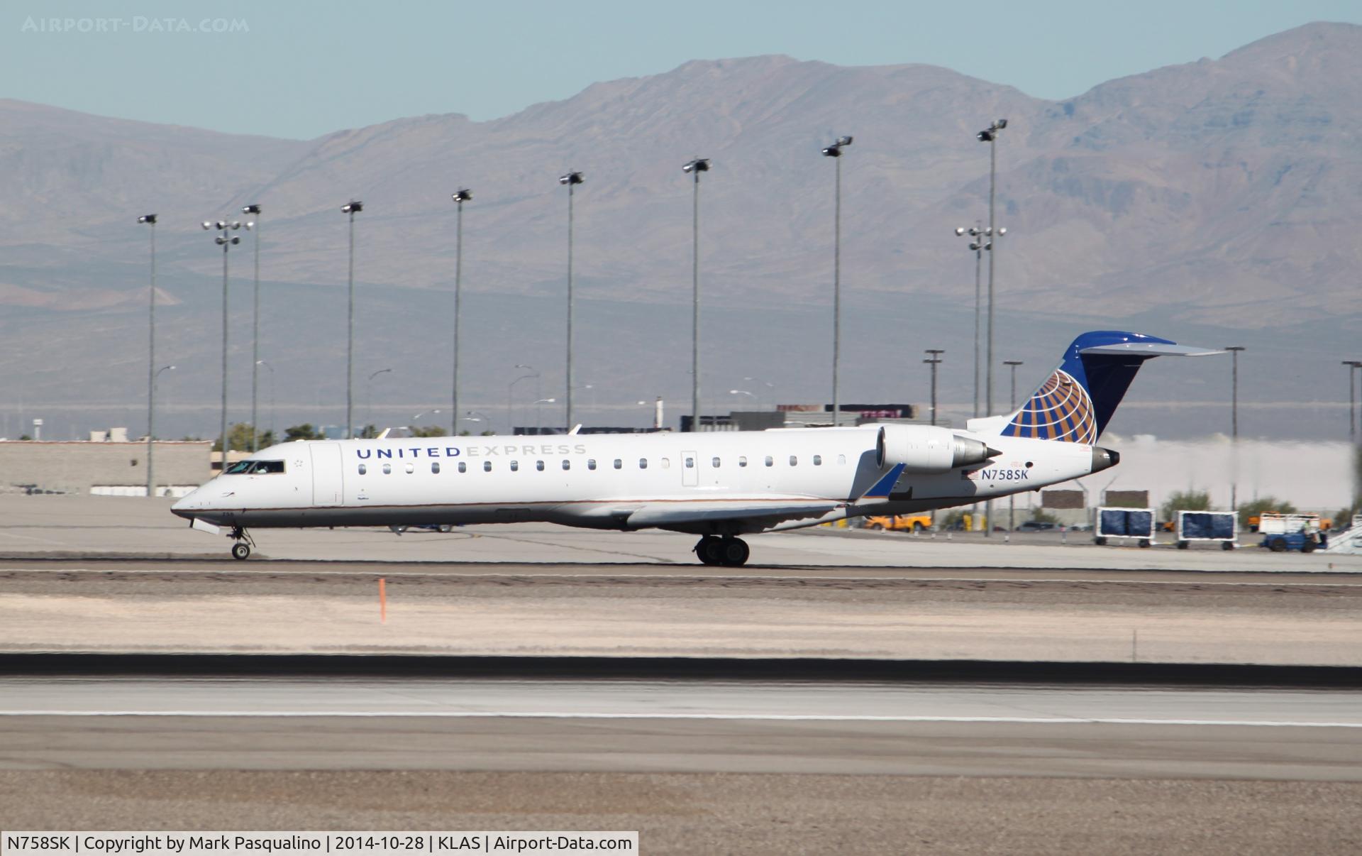 N758SK, 2005 Bombardier CRJ-701ER (CL-600-2C10) Regional Jet C/N 10222, CL-600-2C10