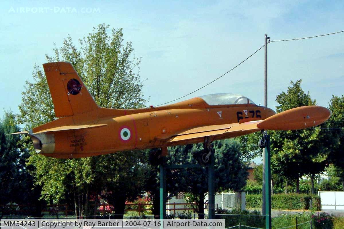 MM54243, Aermacchi MB-326E C/N 6329, Aermacchi MB-326E [6329] (Italian Air Force) San Pelagio~I 16/07/2004