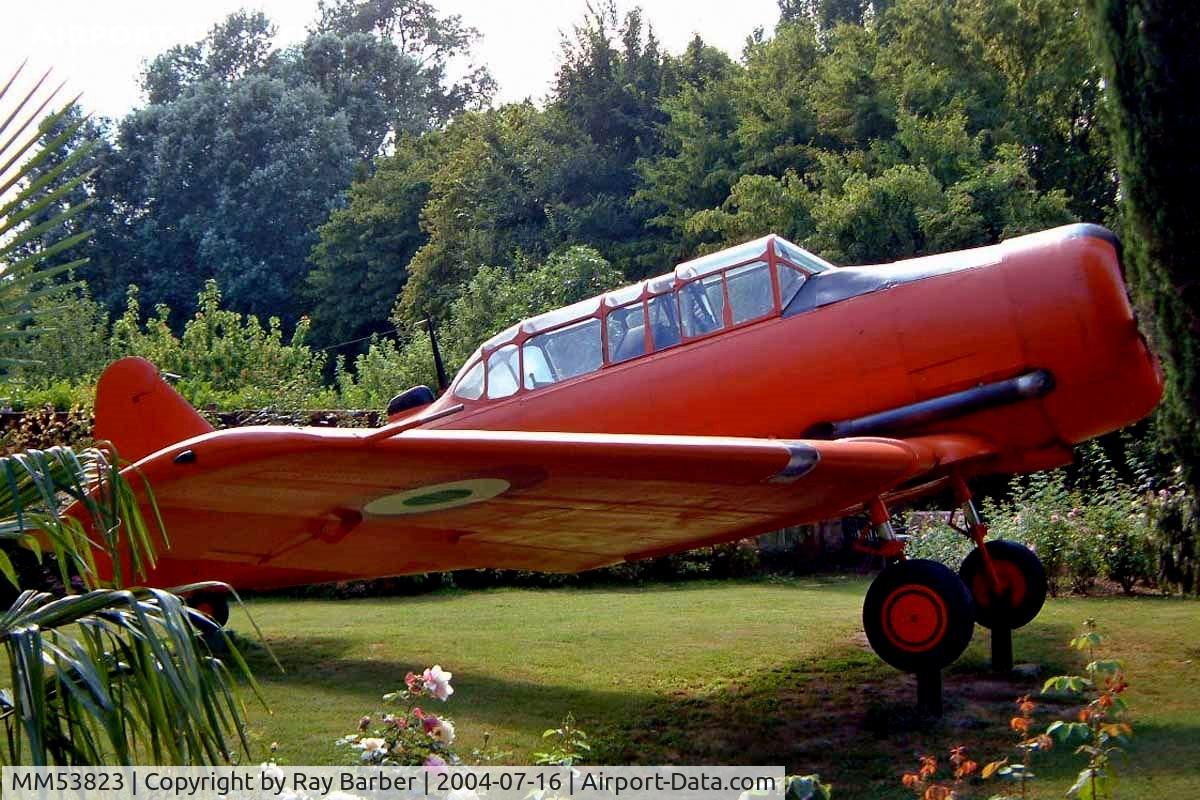 MM53823, North American T-6H-4M C/N Not found MM53823, MM53823   North American T-6H Texan [Unknown] (Italian Air Force) San Pelagio~I 16/07/2004