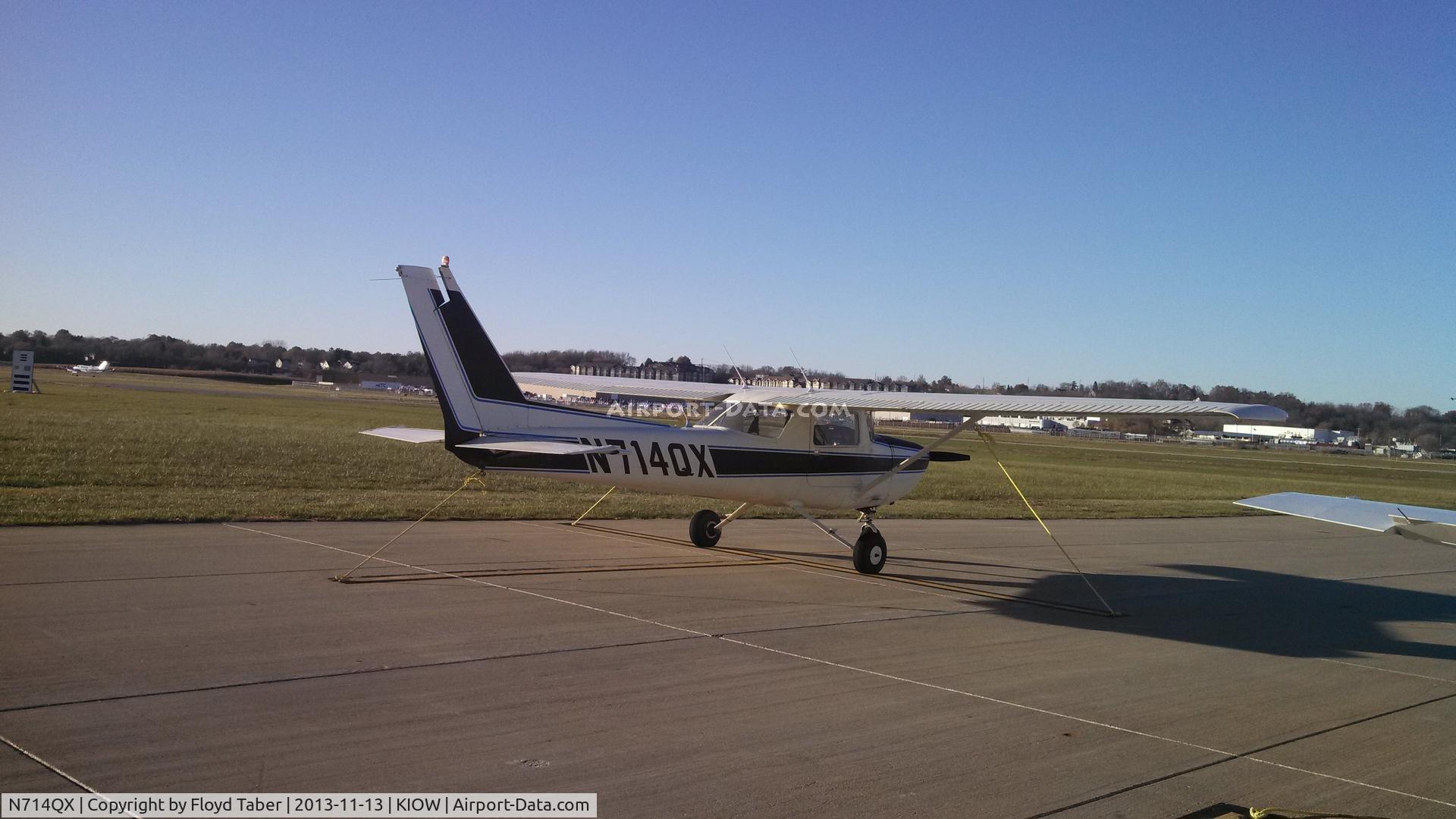 N714QX, 1977 Cessna 150M C/N 15079361, On the ramp