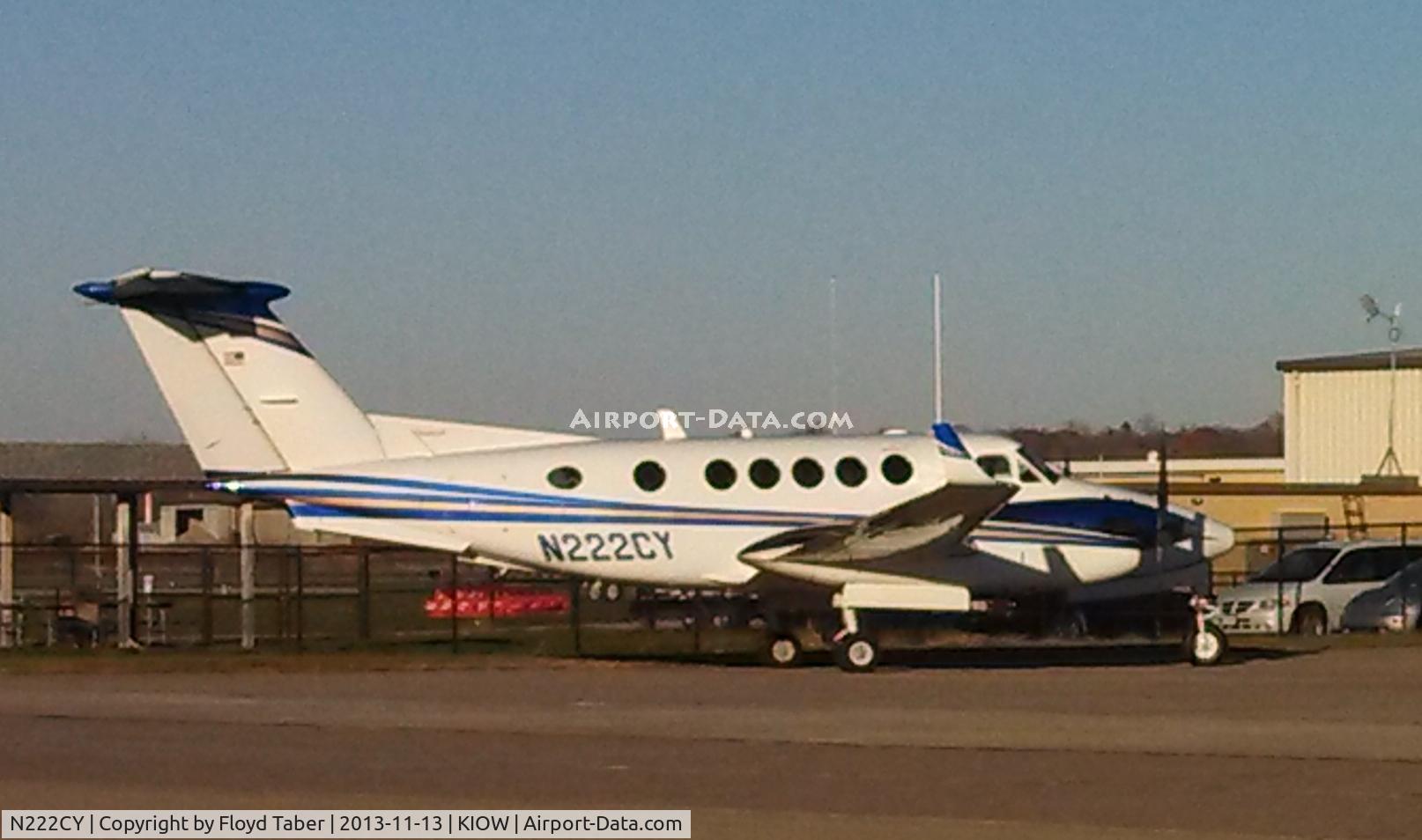 N222CY, 1990 Beech B200 King Air C/N BB-1370, Just landed