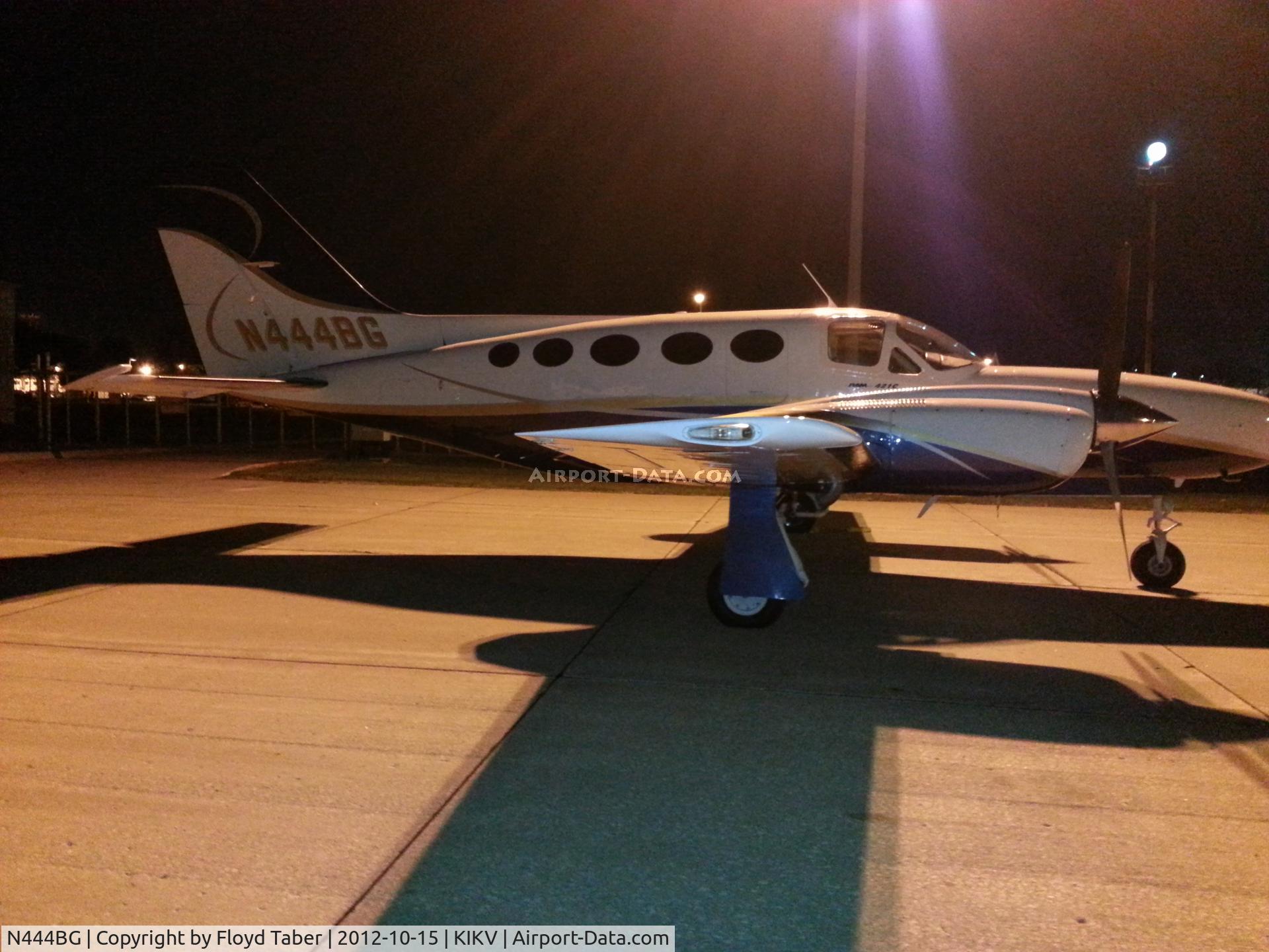 N444BG, 1980 Cessna 421C Golden Eagle C/N 421C0893, On the ramp