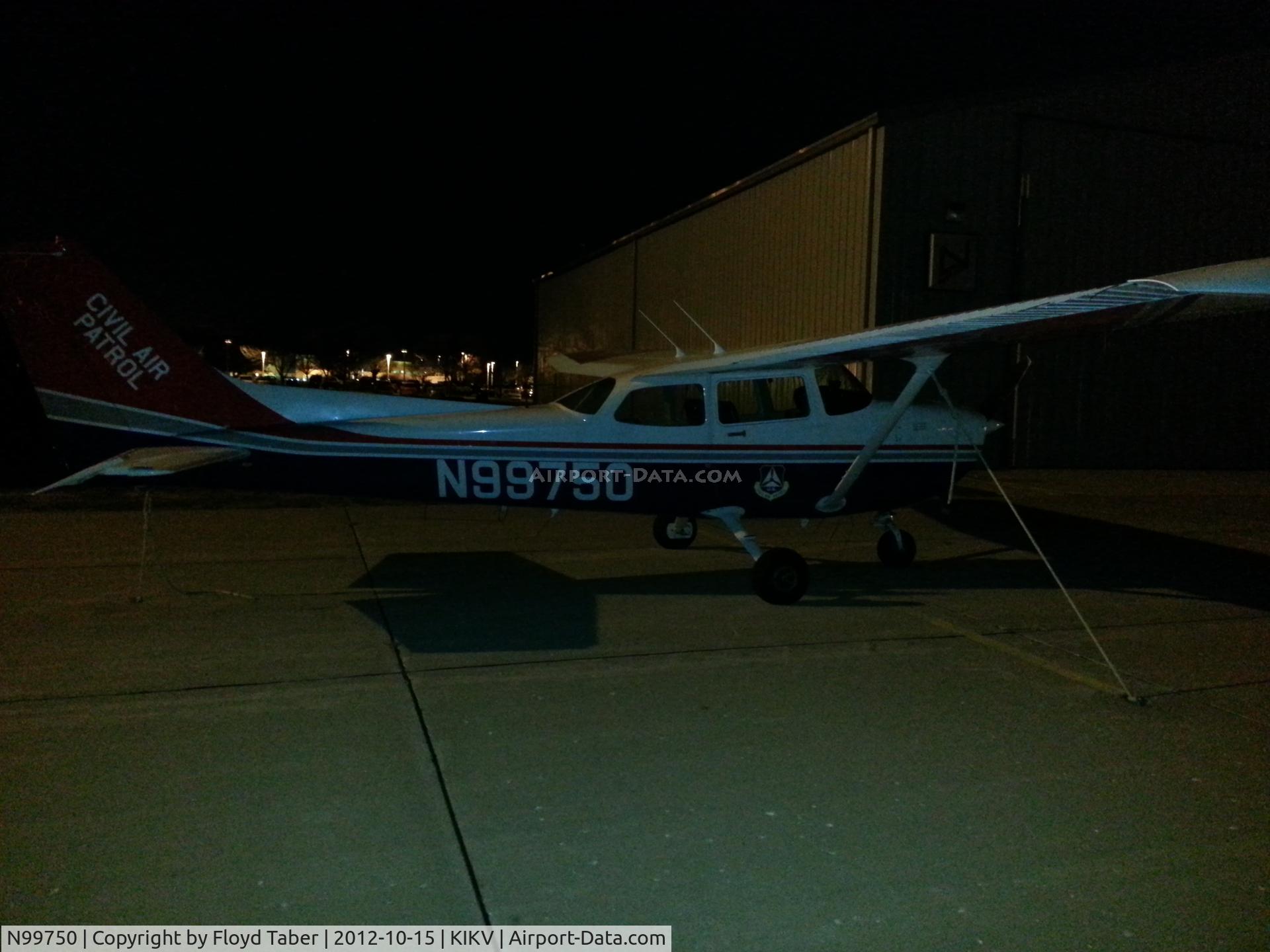 N99750, 1985 Cessna 172P C/N 17276504, On the ramp