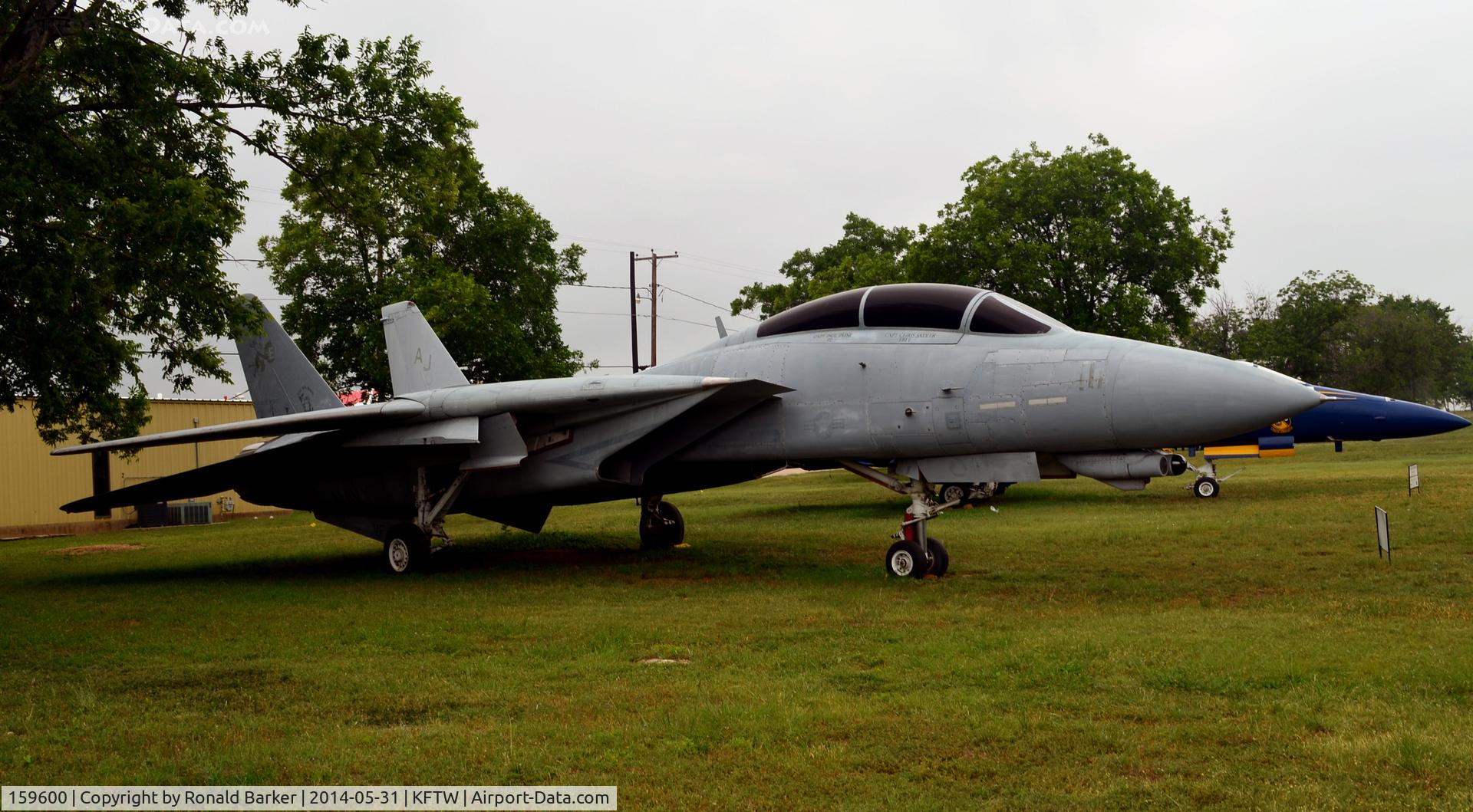 159600, Grumman F-14D Tomcat C/N DR-5, Fort Worth Aviation Museum