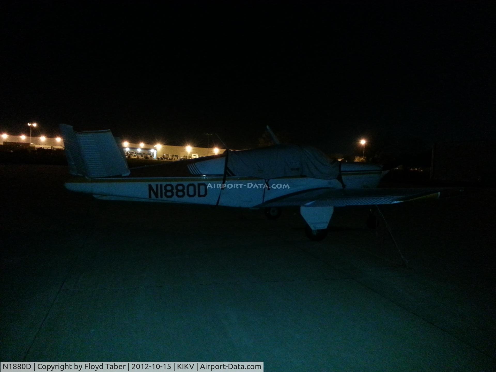 N1880D, 1952 Beech C35 Bonanza C/N D-3151, Tied down in Ankeny