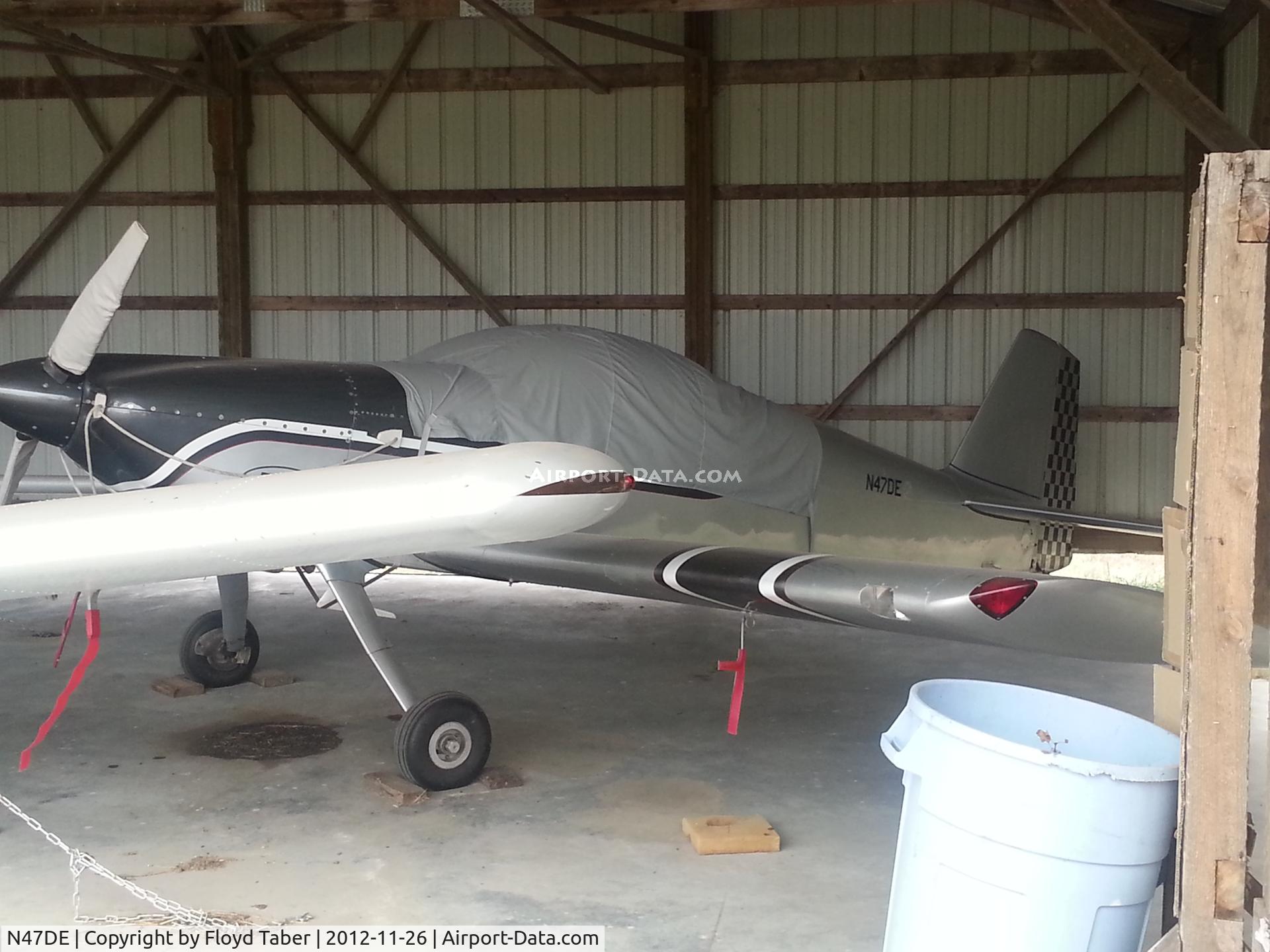 N47DE, 1996 Vans RV-6 C/N 23106, In the hangar