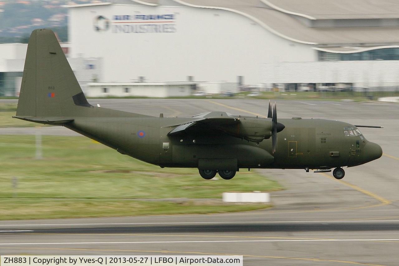 ZH883, 1999 Lockheed Martin C-130J Hercules C.5 C/N 382-5481, Royal Air Force Lockheed Martin C-130J Hercules C.5, On final rwy 14R, Toulouse Blagnac Airport (LFBO-TLS)