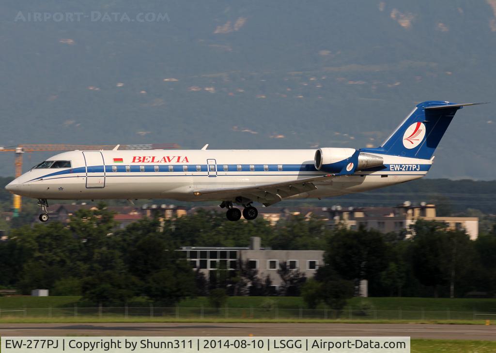 EW-277PJ, 2003 Bombardier CRJ-200ER (CL-600-2B19) C/N 7852, Landing rwy 23