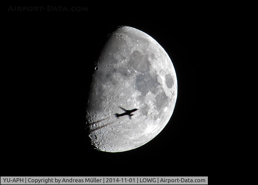 YU-APH, 2005 Airbus A320-232 C/N 2645, On the way to Paris.