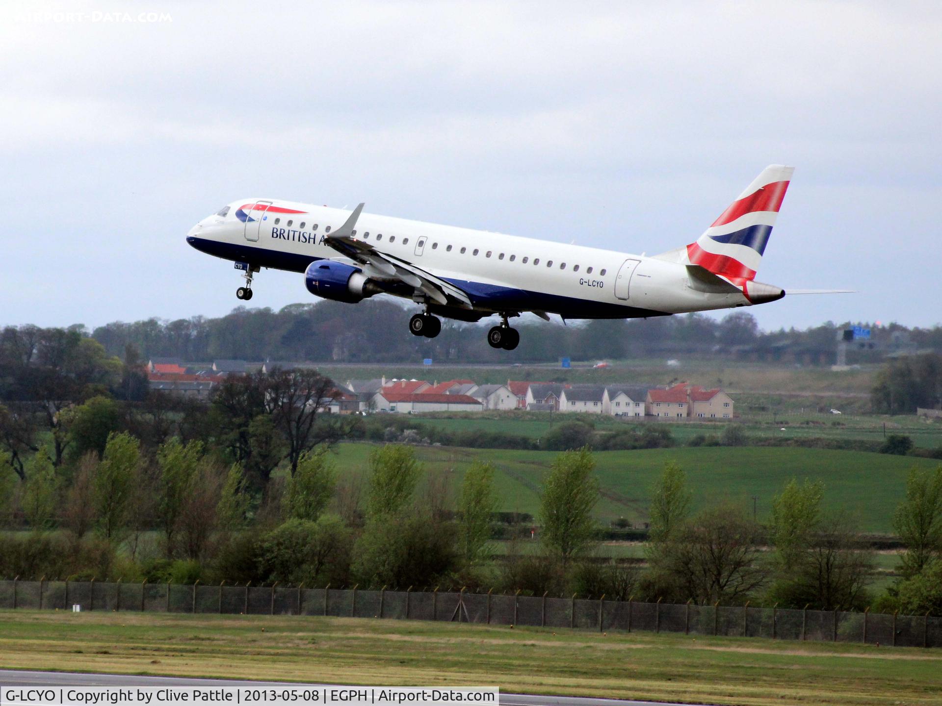 G-LCYO, 2011 Embraer 190SR (ERJ-190-100SR) C/N 19000430, About to land at Edinburgh