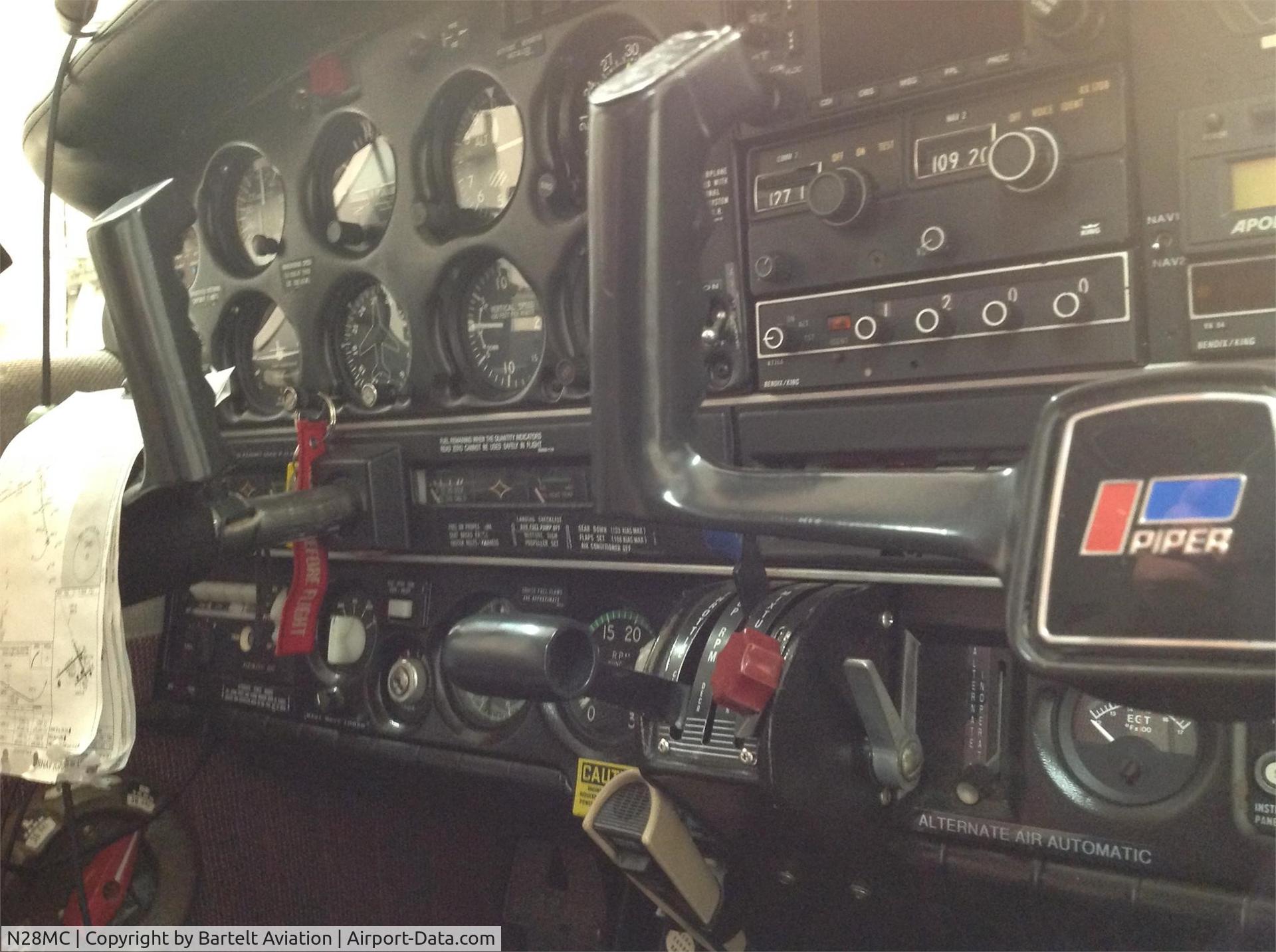 N28MC, Piper PA-28RT-201T Arrow IV C/N 28R-7931271, Piper PA-28RT-201T