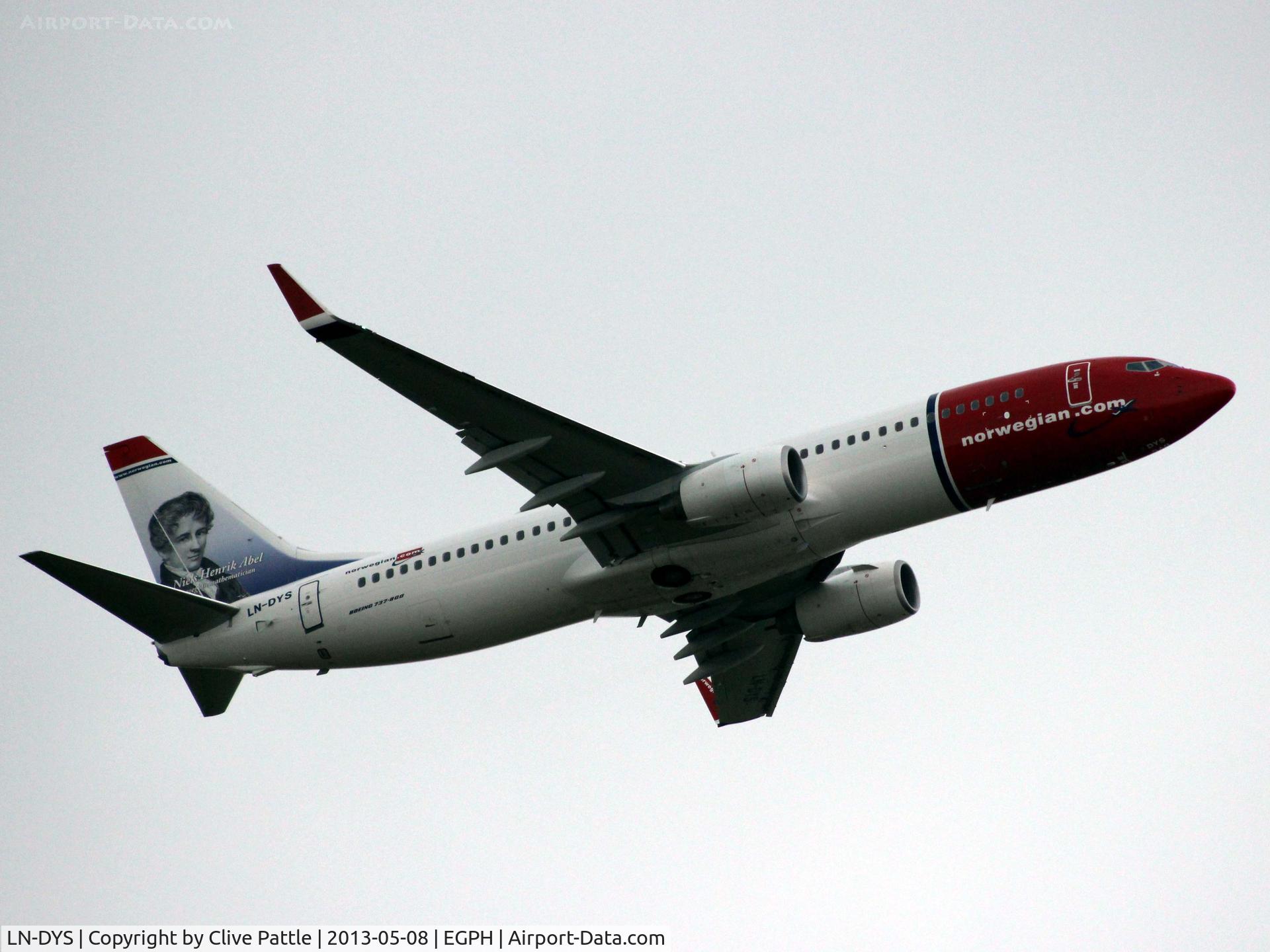 LN-DYS, 2011 Boeing 737-8JP C/N 39007, Departure from Edinburgh
