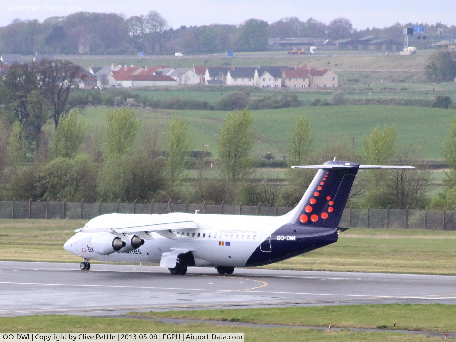 OO-DWI, 1999 British Aerospace Avro 146-RJ100 C/N E3342, Departure for Brussels from Edinburgh
