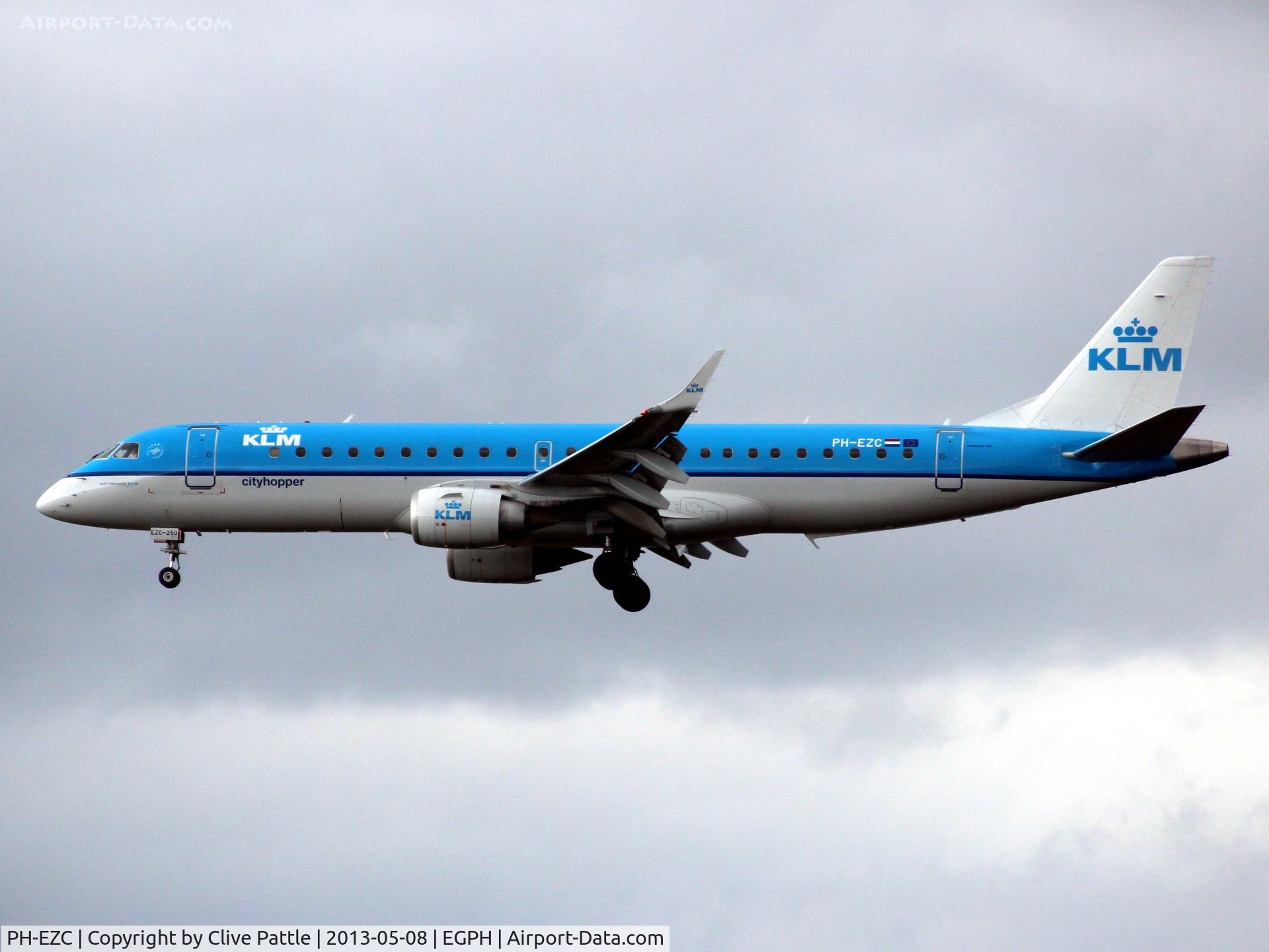 PH-EZC, 2008 Embraer 190LR (ERJ-190-100LR) C/N 19000250, Landing at Edinburgh
