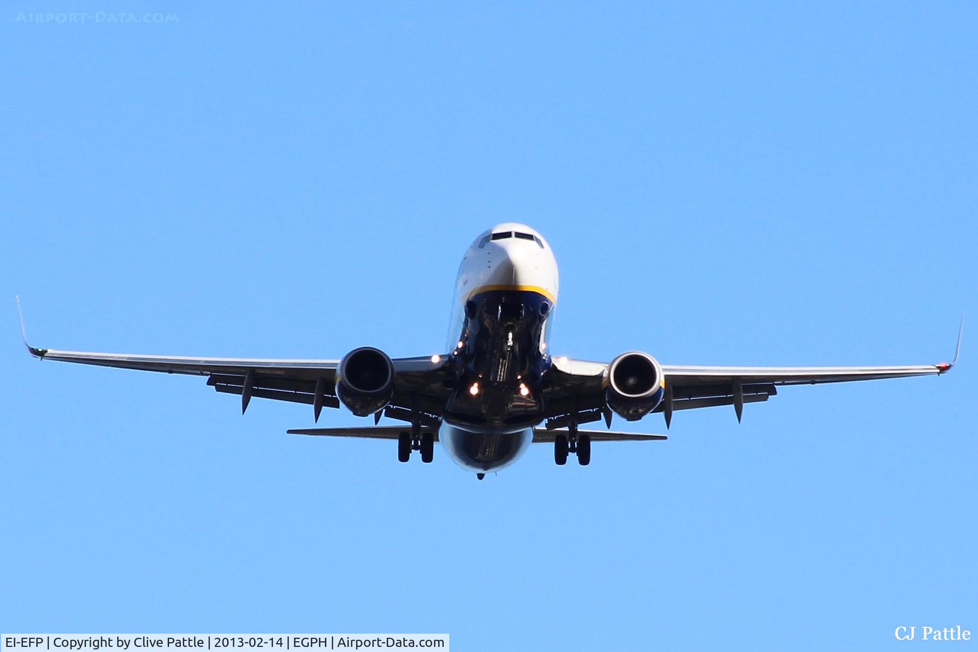 EI-EFP, 2009 Boeing 737-8AS C/N 37540, On approach to Edinburgh EGPH