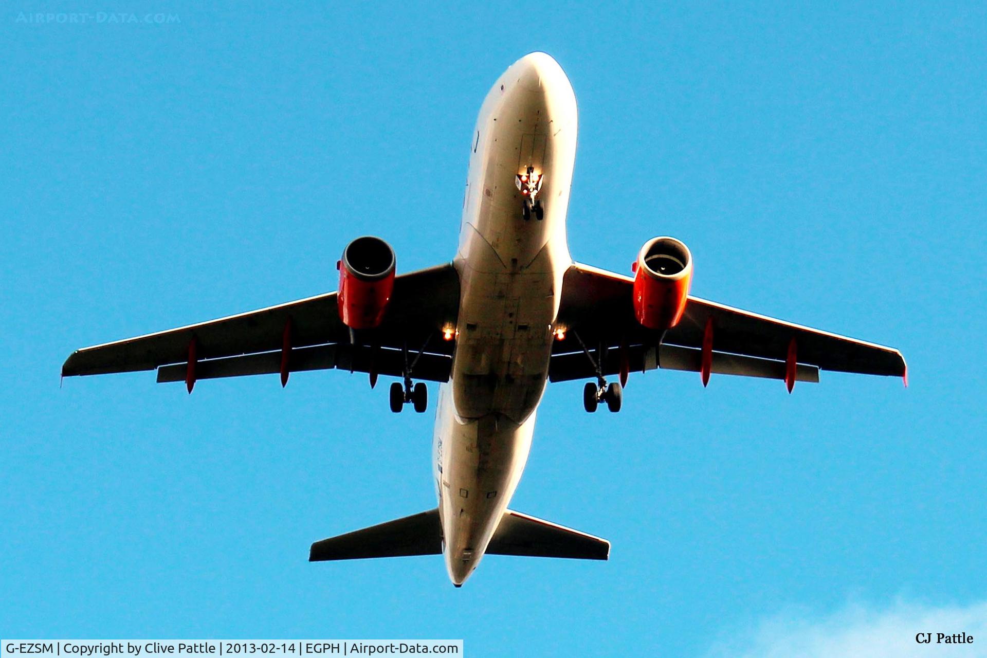 G-EZSM, 2003 Airbus A319-111 C/N 2062, Landing shot at Edinburgh EGPH